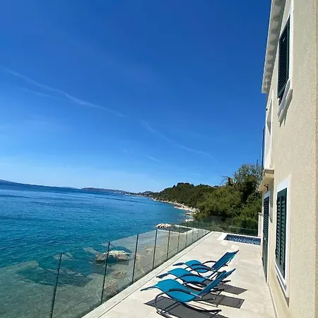 Epetium Beach Villa Apartment