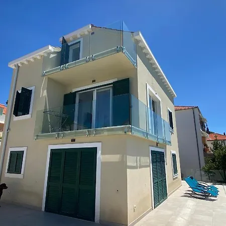 Epetium Beach Villa
