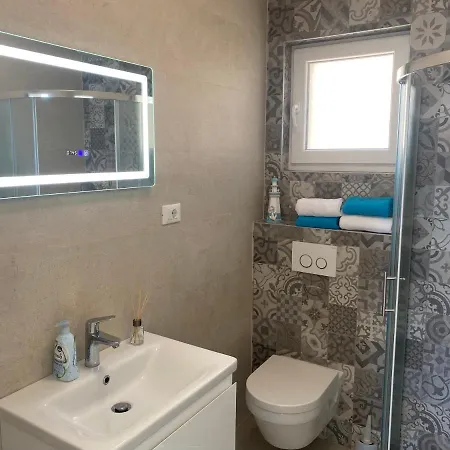 Apartment Epetium Beach Villa *