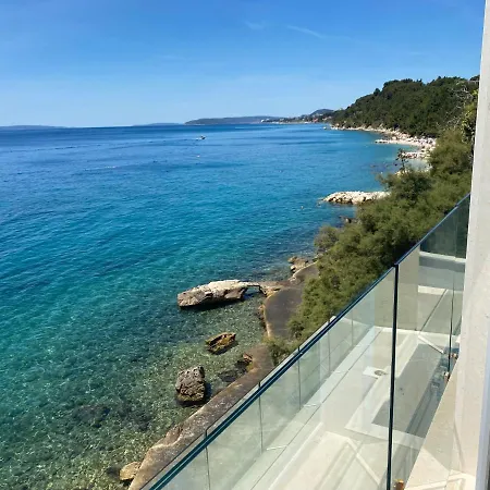 Apartment Epetium Beach Villa Split